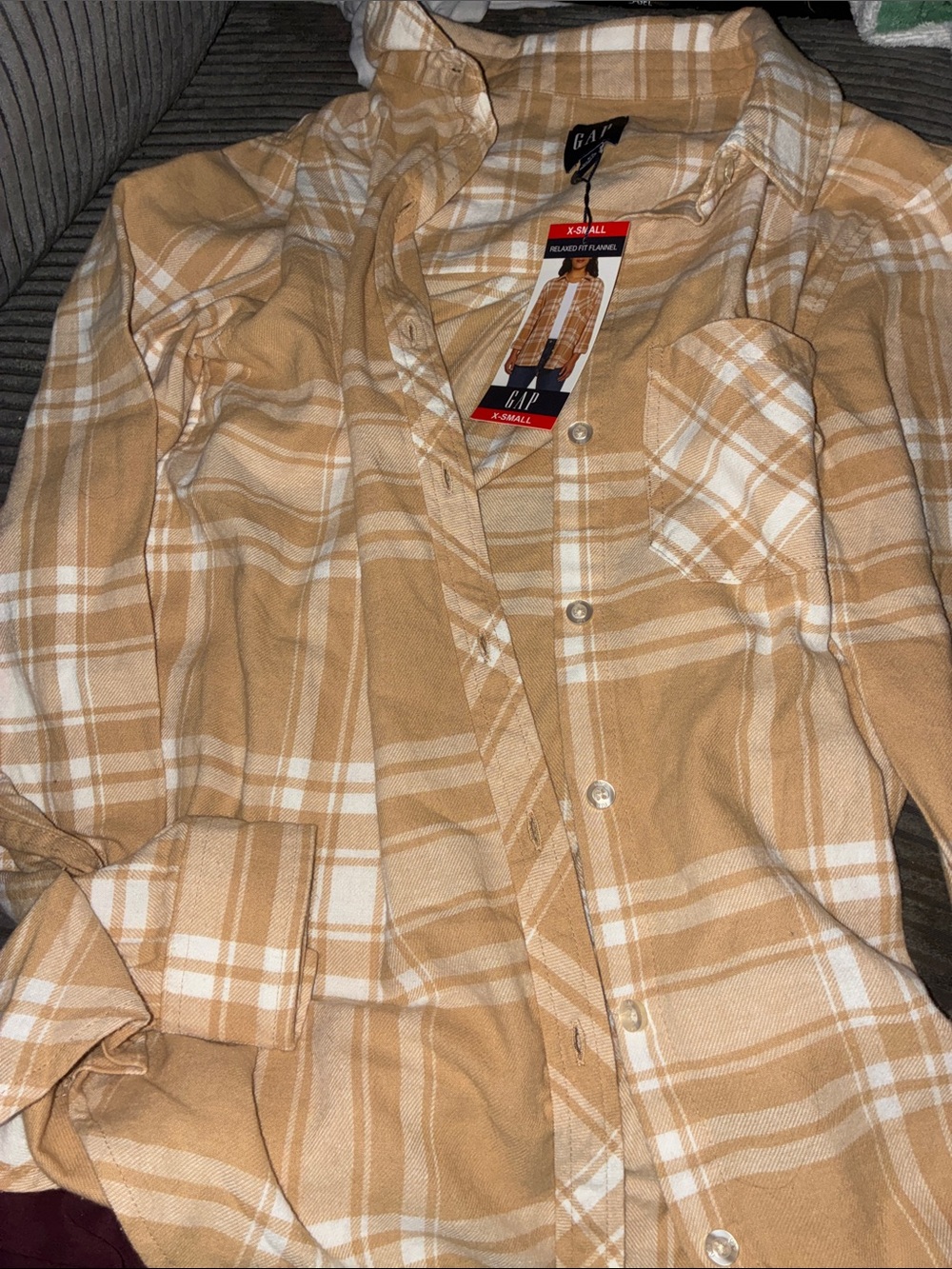 GAP Womans Beige and White Plaid Casual Button-Down Flannel Shirt
